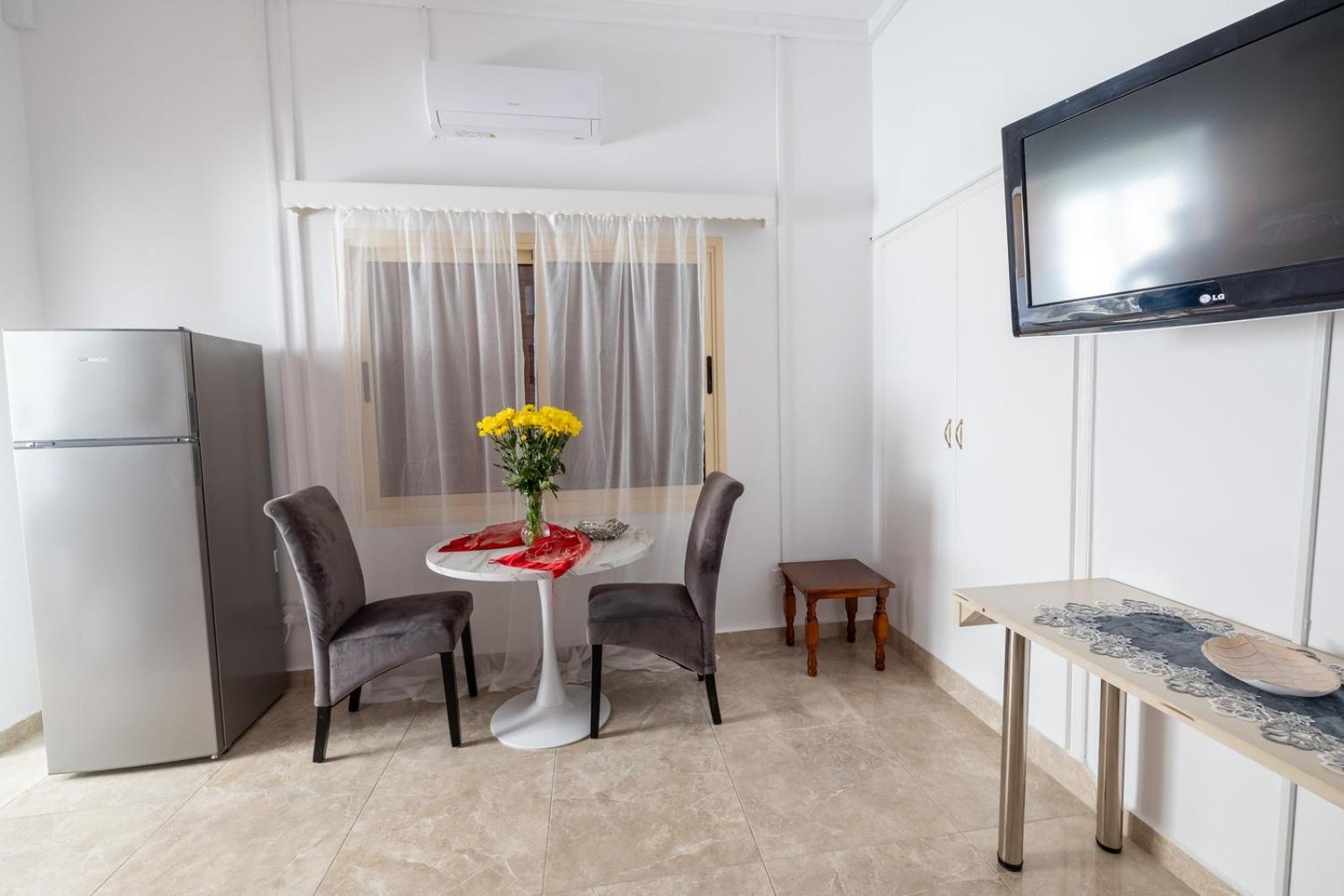 Studio In The Heart Of The City Paphos Eksteriør billede
